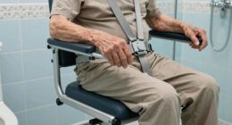 7 Best Bariatric Bath Lift Seats for Seniors in 2026